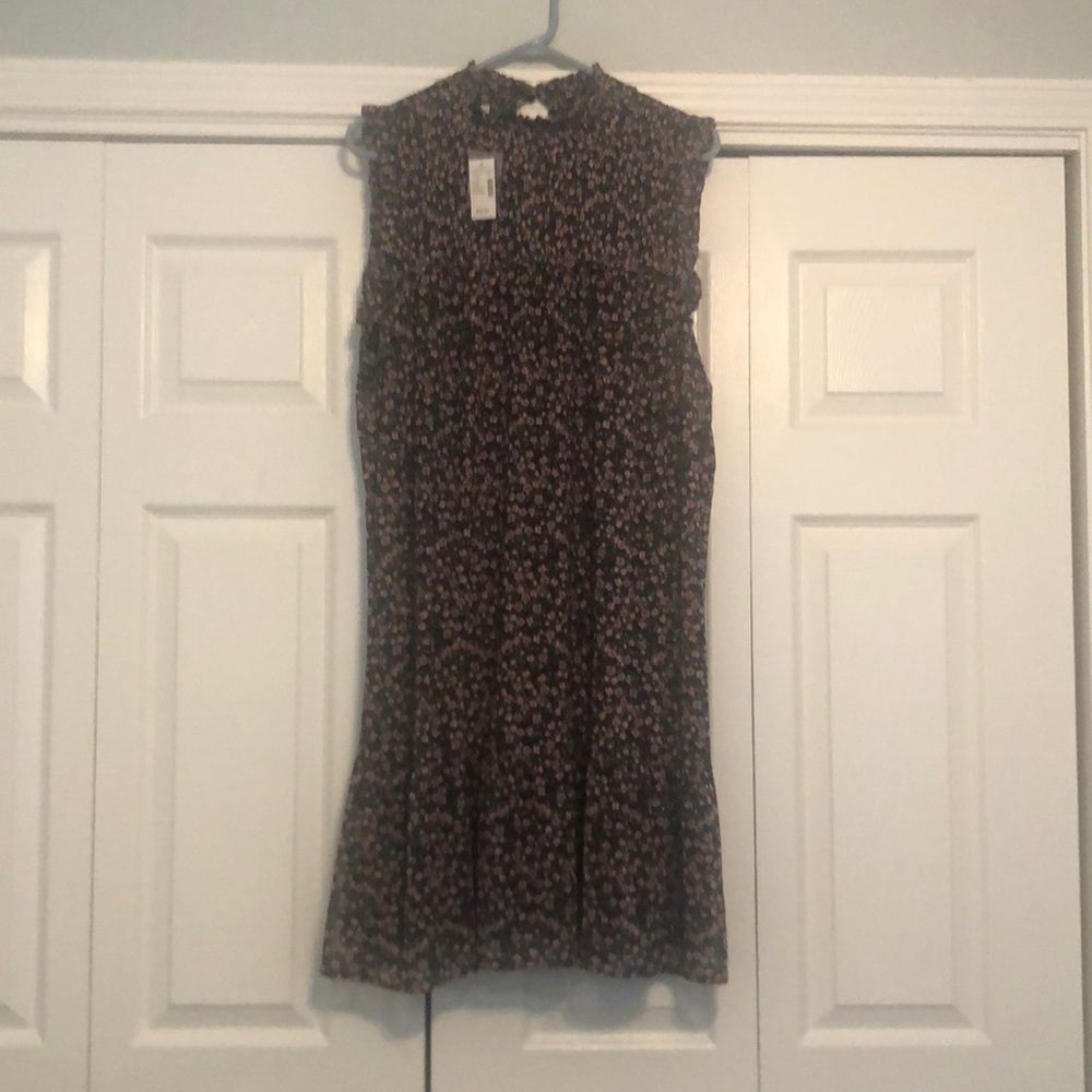 Sleeveless floral dress size XL